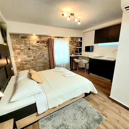 Studio Apartmani Pomalo/ Take It Easy Split Buitenkant foto